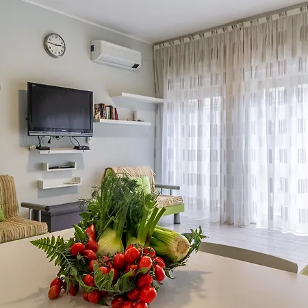 Апартаменти Carmel By The Sea-giardini Naxos Джардіні-Наксос