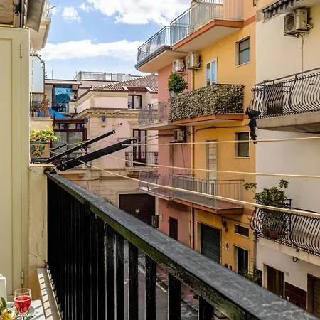 Appartamento Carmel By The Sea-giardini Naxos